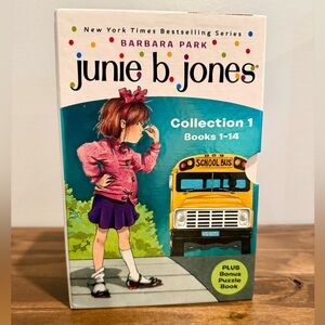 Junie B. Jones Collection 1 Box Set - Pink and Blue